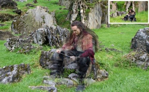 Rob Emery as Richard Armitage reading some script as Thorin Oakenshield